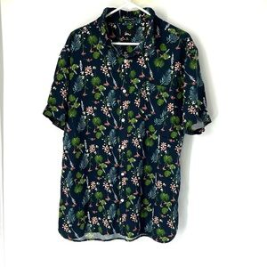 Im men’s button down shirt XL floral